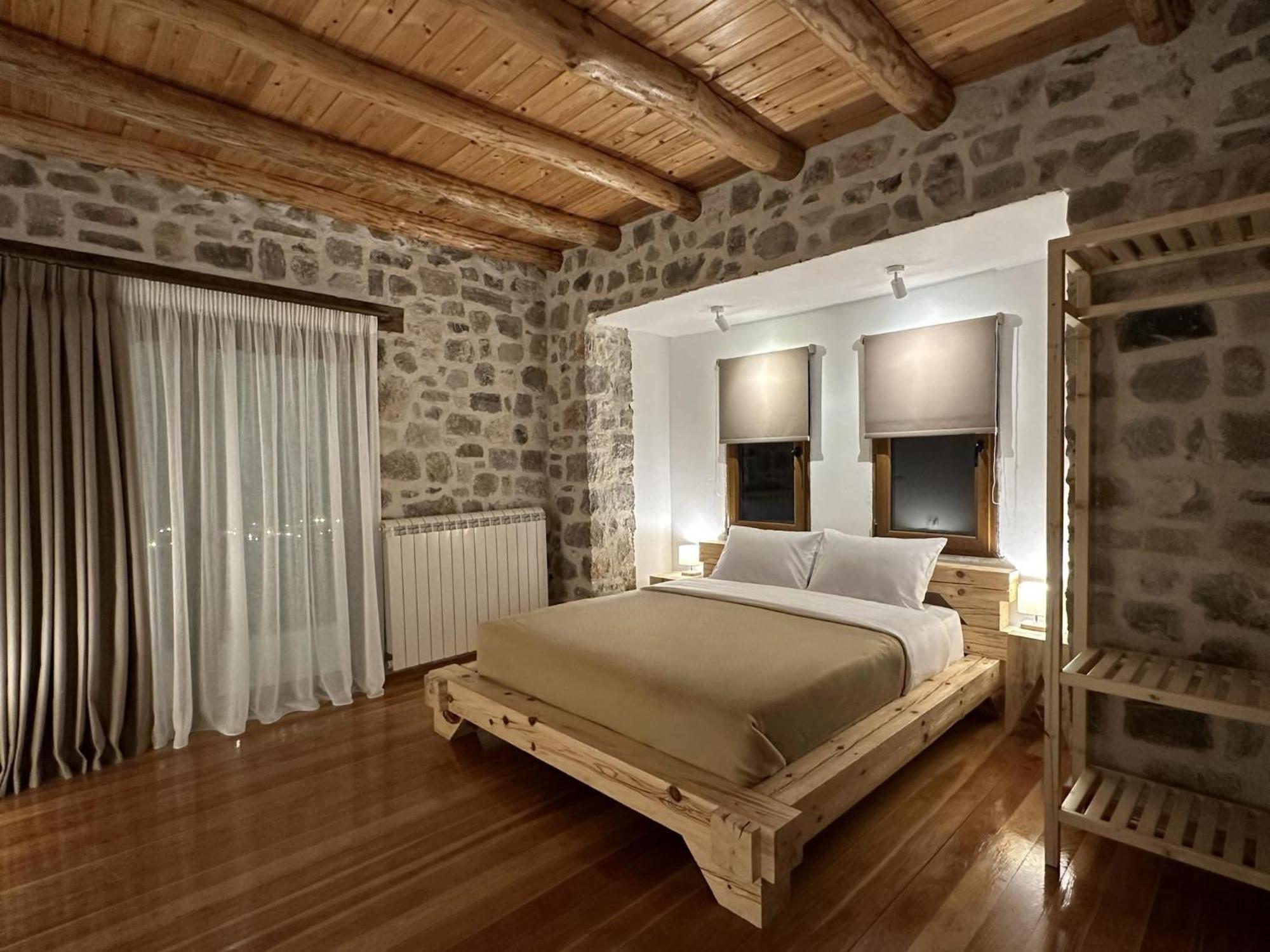 Valter & Drita'S Guesthouse Theth Exterior photo