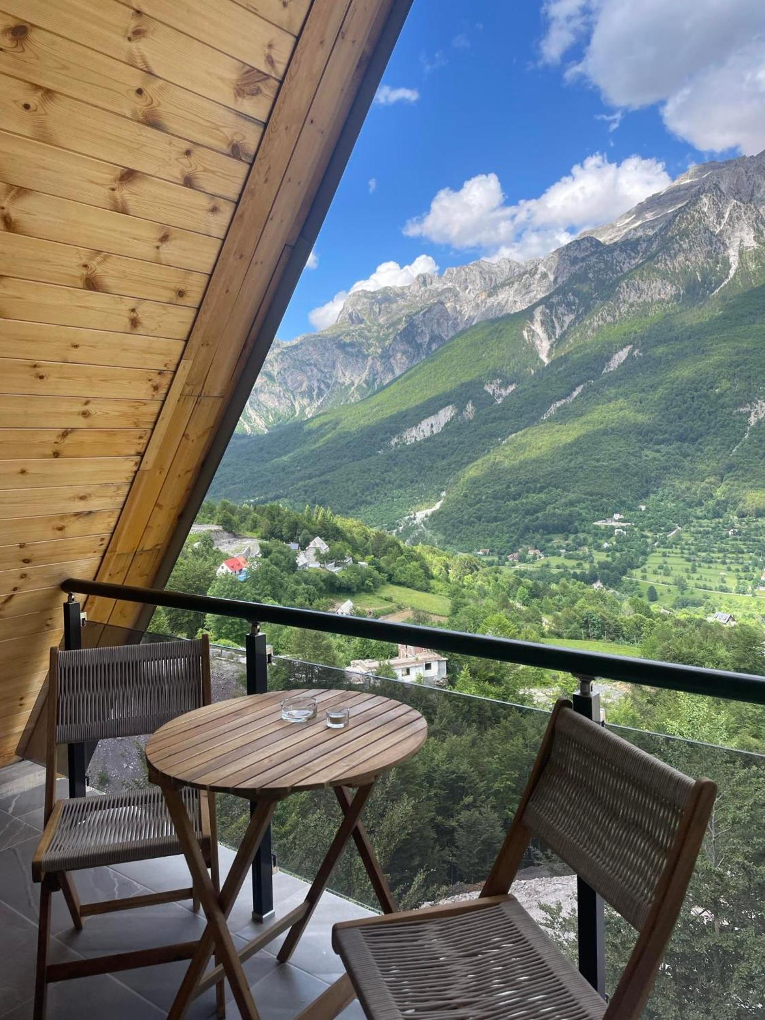 Valter & Drita'S Guesthouse Theth Exterior photo
