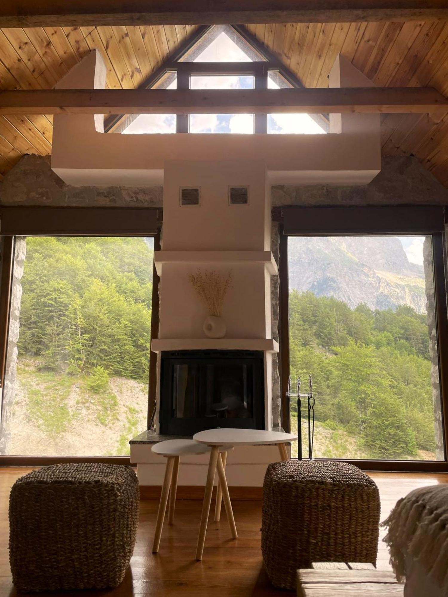 Valter & Drita'S Guesthouse Theth Exterior photo